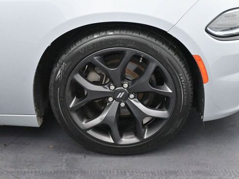 Used 2020 Dodge Charger SXT w/ Blacktop Package RWD image 30