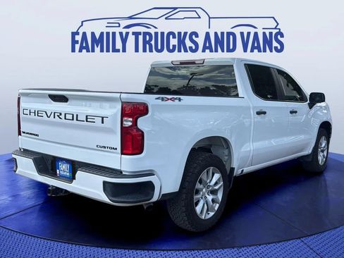 Used 2021 Chevrolet Silverado 1500 Custom w/ LPO, Dark Essentials Package AWD/4WD image 5