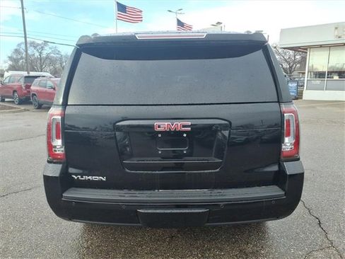 Used 2016 GMC Yukon SLE w/ HD Trailering Package image 6