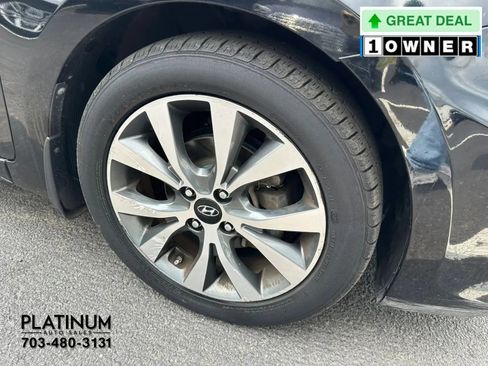 Used 2015 Hyundai Accent Sport FWD image 19