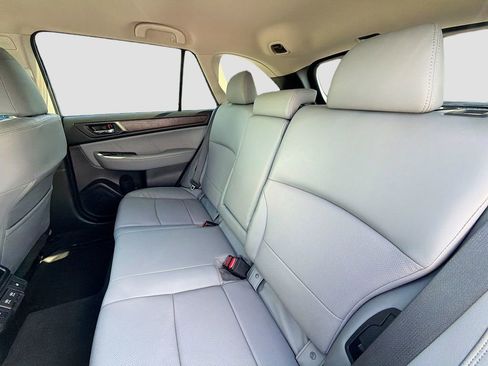 Used 2019 Subaru Outback 3.6R Limited w/ Popular Package #2 AWD/4WD image 20