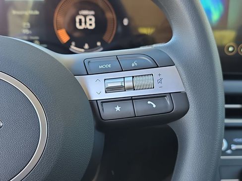 Used 2026 Hyundai Tucson SE image 17