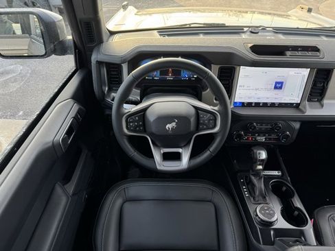 New 2025 Ford Bronco Outer Banks image 5