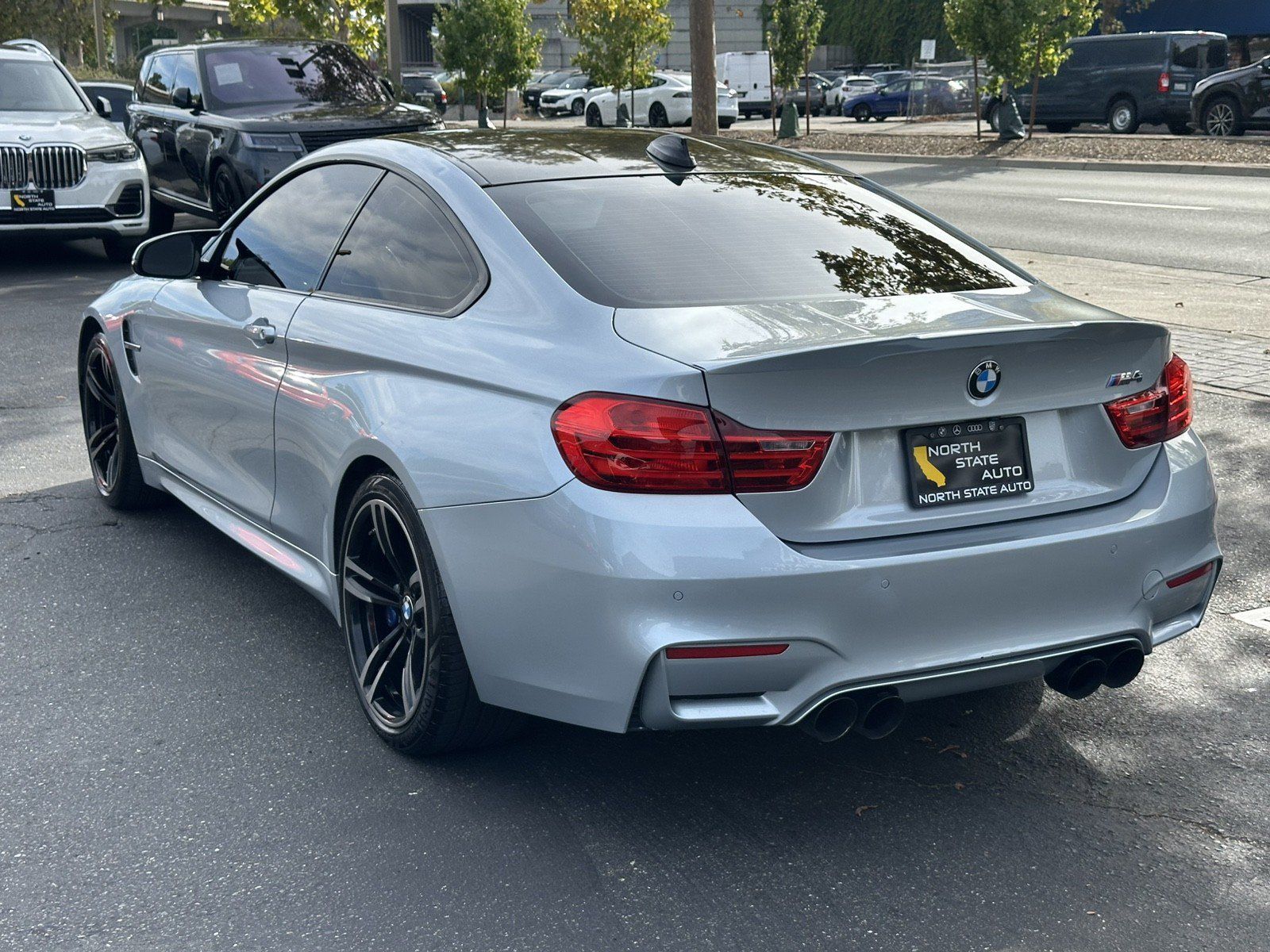 Used 2015 BMW M4 Coupe RWD image 11