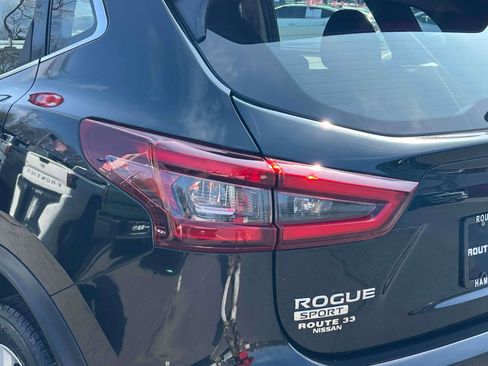 Used 2021 Nissan Rogue Sport S image 8