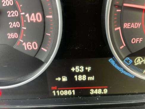 Used 2017 BMW 330i xDrive 330i xDrive image 24