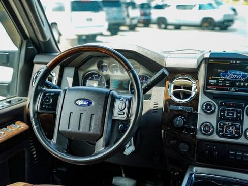 Used 2015 Ford F350 Platinum AWD/4WD image 4
