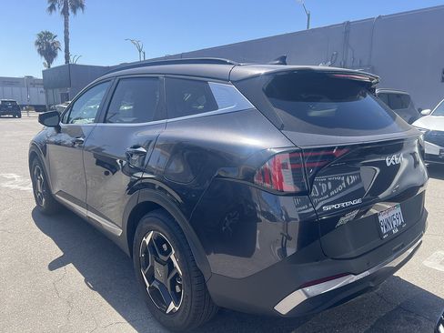 Used 2026 Kia Sportage EX w/ EX Panorama Roof Package FWD image 4