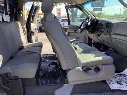 Used 2005 Ford F250 XLT AWD/4WD image 32