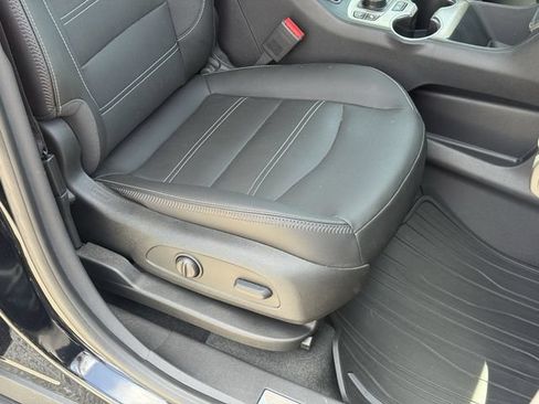 Used 2024 GMC Terrain Denali w/ Black Diamond Edition AWD/4WD image 20