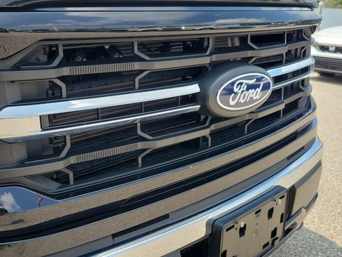 Used 2025 Ford F150 XLT w/ Equipment Group 301A Standard AWD/4WD image 13