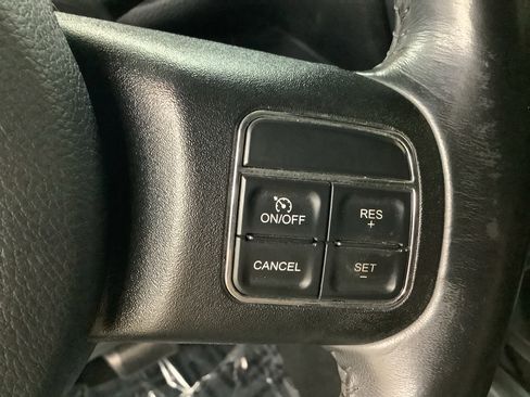 Used 2018 Jeep Wrangler Unlimited Sport S image 19