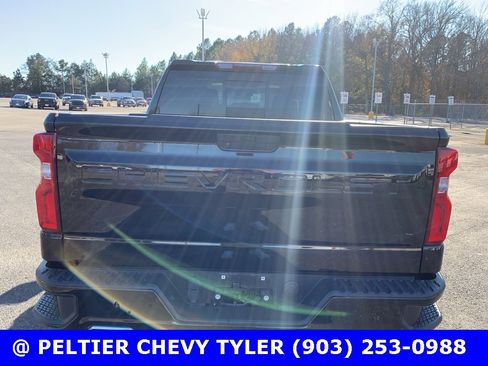 Used 2021 Chevrolet Silverado 1500 LT Trail Boss w/ Convenience Package II image 8