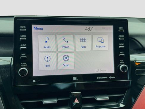 Used 2023 Toyota Camry XSE FWD image 9