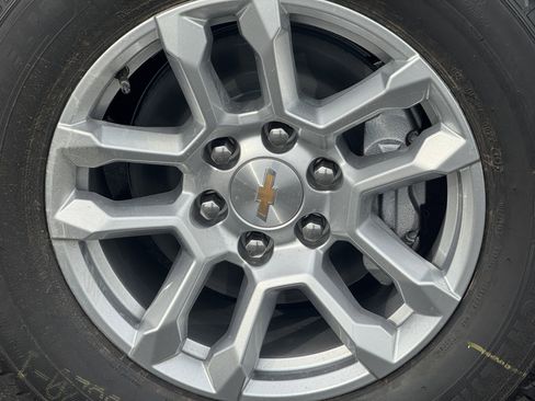 New 2026 Chevrolet Silverado 1500 LT image 8