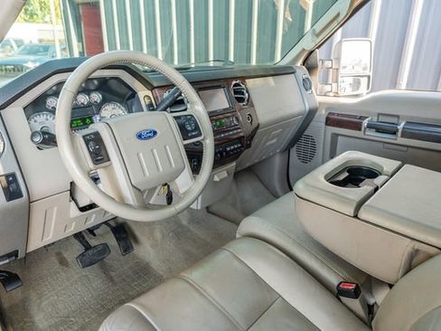 Used 2008 Ford F250 Lariat image 23
