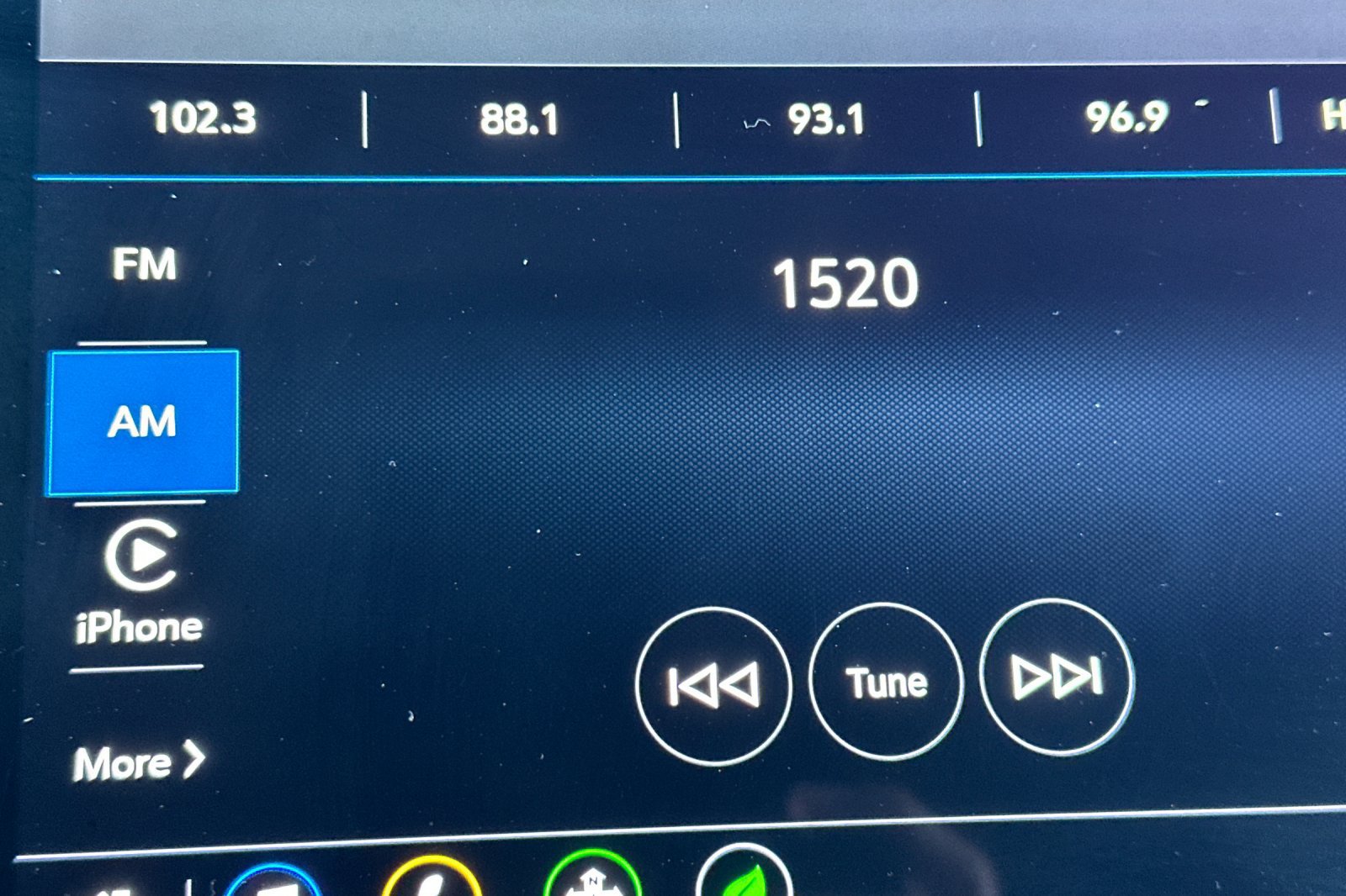 Used 2022 Chevrolet Bolt LT FWD image 21