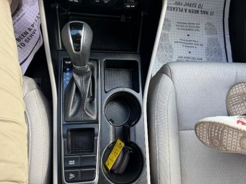 Used 2016 Hyundai Tucson Sport image 26