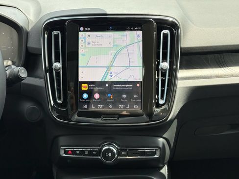 Used 2023 Volvo XC40 Recharge Plus AWD/4WD image 14