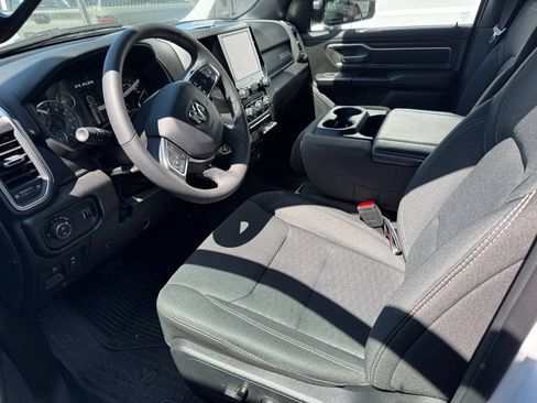 Used 2025 RAM 1500 Big Horn RWD image 8