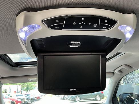 Used 2015 Toyota Highlander XLE FWD image 26