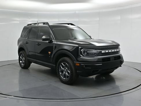 Certified 2023 Ford Bronco Sport Badlands w/ Premium Package AWD/4WD image 59