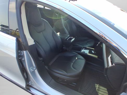 Used 2013 Tesla Model S RWD image 17