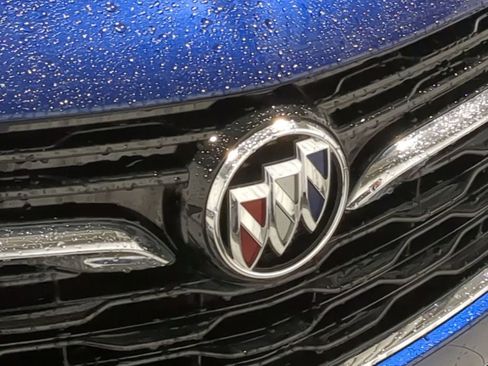 Used 2023 Buick Encore GX Preferred w/ Cold Weather Comfort Package AWD/4WD image 12