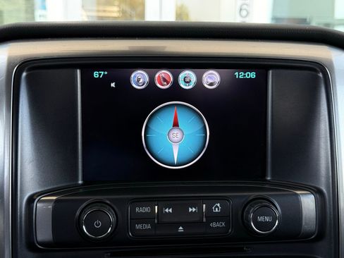 Used 2018 Chevrolet Silverado 1500 LT w/ All Star Edition image 45