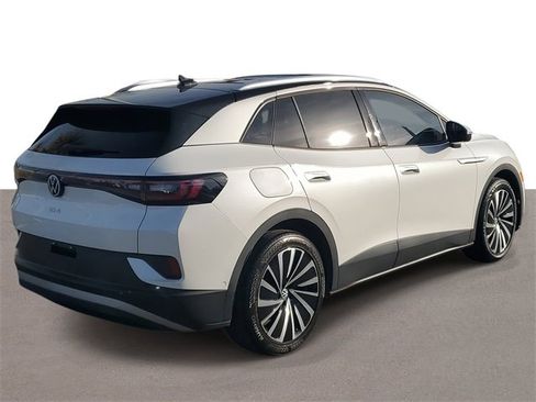 Certified 2023 Volkswagen ID.4 Pro S Plus image 4