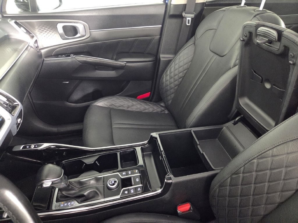 Used 2022 Kia Sorento SX FWD image 41
