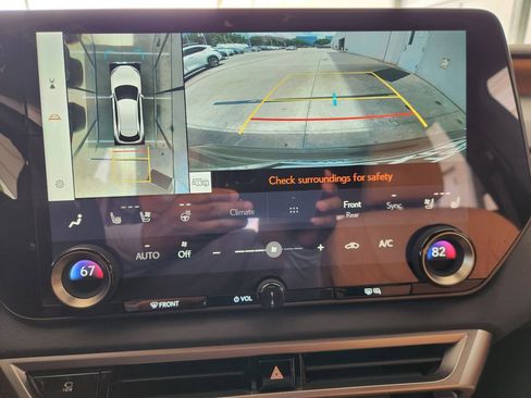 Certified 2025 Lexus RX 350 Premium w/ Accessory Package (Z1) FWD image 17