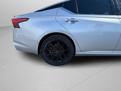 Used 2019 Nissan Altima 2.5 SL FWD image 33