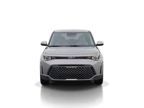 Used 2024 Kia Soul EX image 3