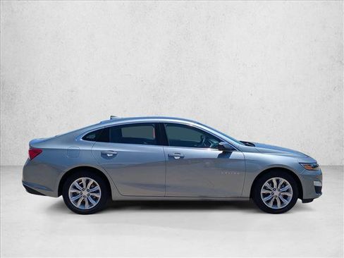 Used 2024 Chevrolet Malibu LT FWD image 4