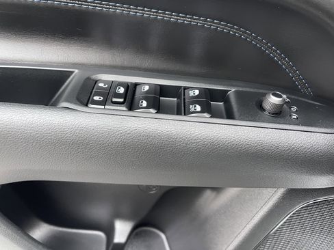 New 2026 Jeep Compass Latitude image 13