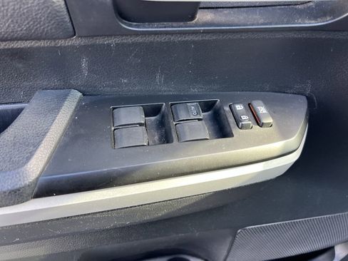 Used 2017 Toyota Tundra SR5 w/ TRD Off Road Package image 15