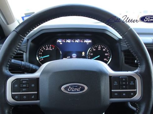 Used 2024 Ford Expedition Max XLT image 24