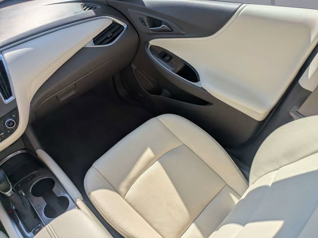 Used 2024 Chevrolet Malibu LT FWD image 16