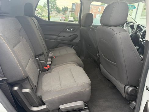 Used 2019 Chevrolet Traverse LS FWD image 11