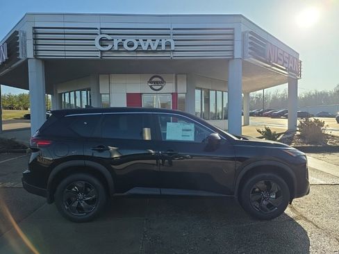 New 2026 Nissan Rogue SV w/ Cold Weather Package image 2