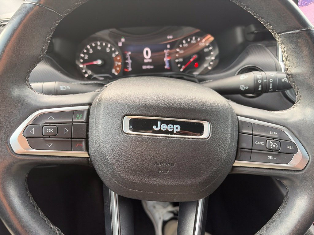Used 2022 Jeep Compass Latitude w/ Convenience Group FWD image 12
