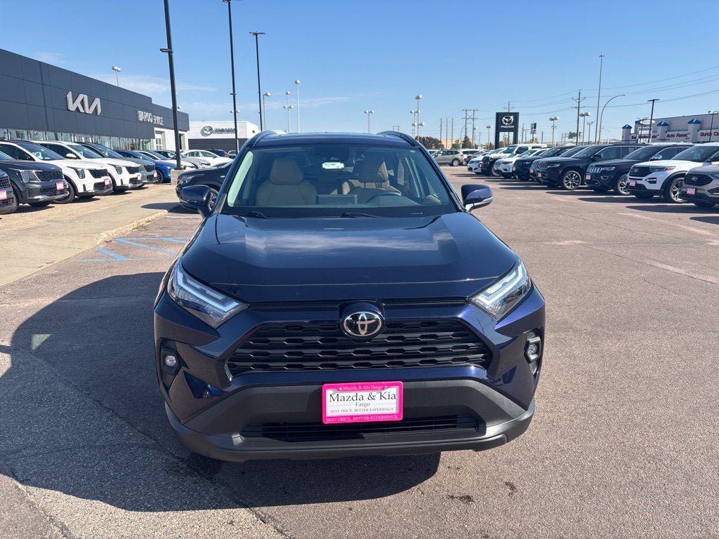 Used 2022 Toyota RAV4 XLE Premium FWD image 2
