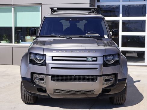 Used 2022 Land Rover Defender 110 X-Dynamic HSE AWD/4WD image 2