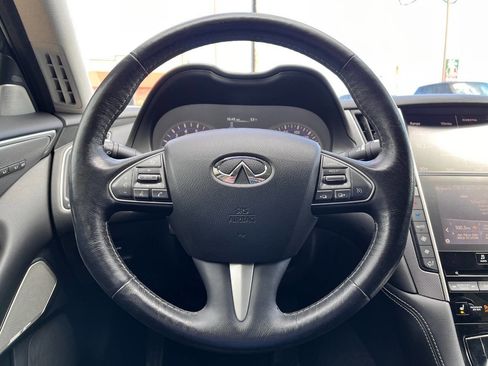 Used 2017 INFINITI Q50 3.0t Premium w/ Driver Assistance Package AWD/4WD image 10