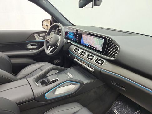 Used 2023 Mercedes-Benz GLE 450 4MATIC image 25