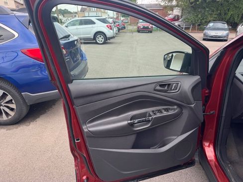 Used 2014 Ford Escape S FWD image 10