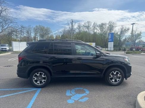 Certified 2023 Honda Passport TrailSport image 9