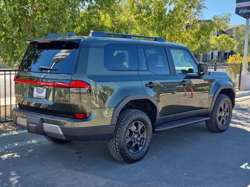 Used 2026 Lexus GX 550 AWD/4WD image 8