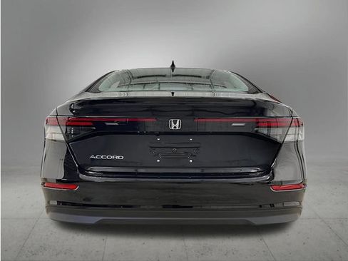 New 2026 Honda Accord LX image 4